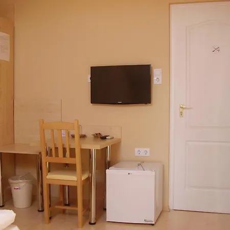 Alexandra Apartman Oda ve Kahvaltı Kalocsa
