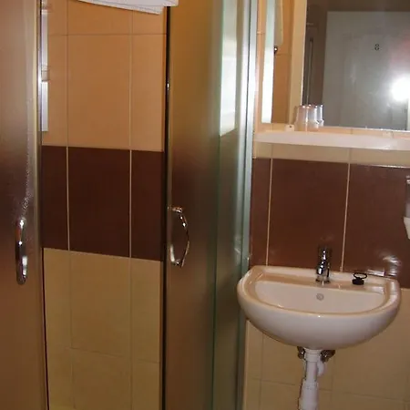 Alexandra Apartman Oda ve Kahvaltı *
