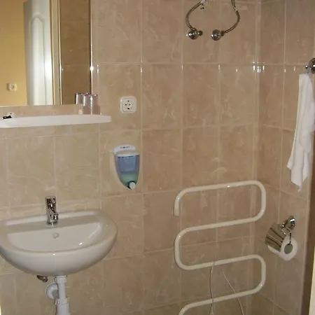 Oda ve Kahvaltı Alexandra Apartman *