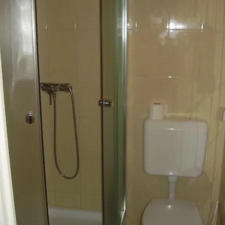 Oda ve Kahvaltı Alexandra Apartman