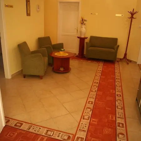 Alexandra Apartman
