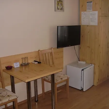 Alexandra Apartman Oda ve Kahvaltı Kalocsa