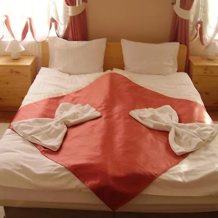 Bed and breakfast Alexandra Apartman *