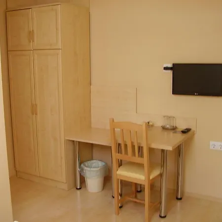 Oda ve Kahvaltı Alexandra Apartman Kalocsa