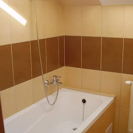 Oda ve Kahvaltı Alexandra Apartman