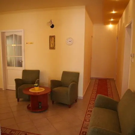 Alexandra Apartman Kalocsa